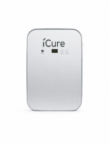 iCure 2.0 visto frontalmente con display digitale e comandi touch per la temperatura
